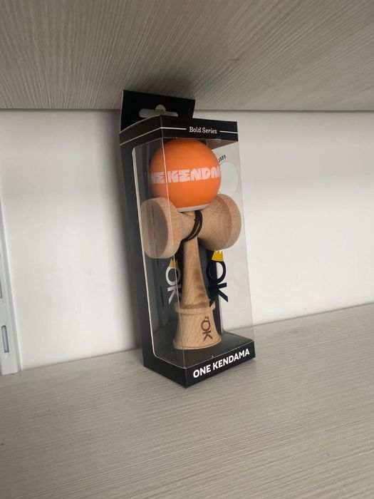 one kendama stic ruber portocalie