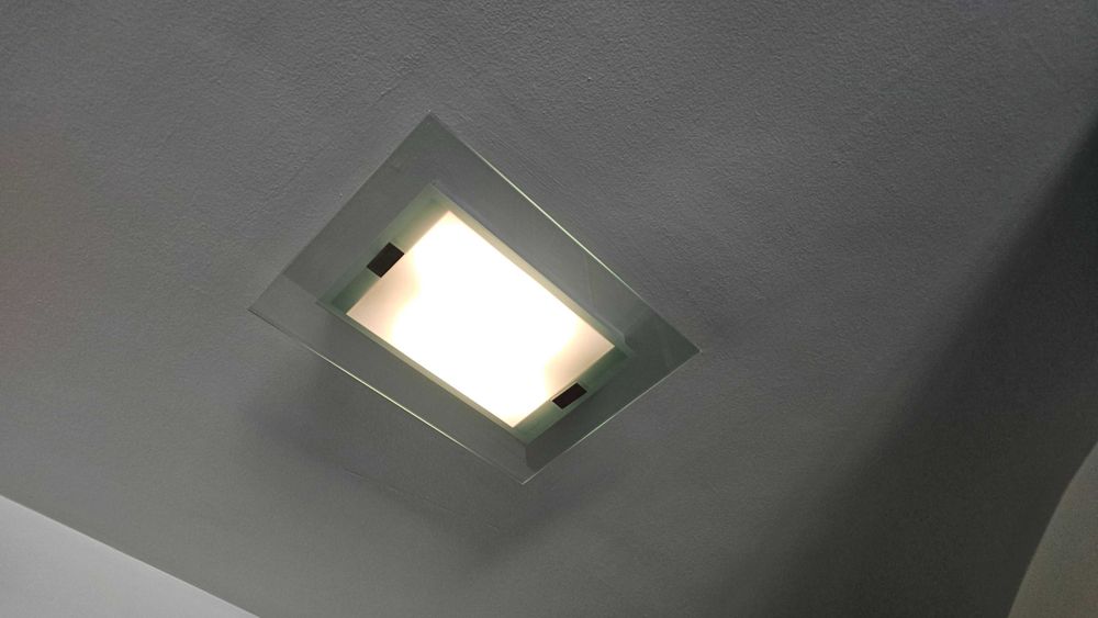 Осветителни тела (лампи) за офис или дома - пълно оборудване