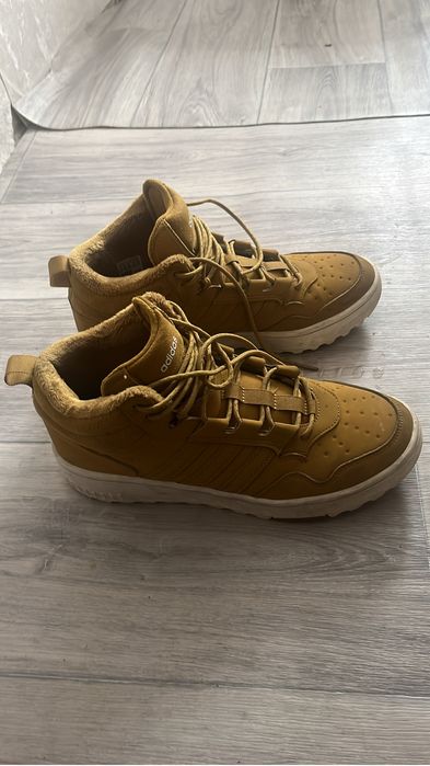 Адидас хупс  размер 42