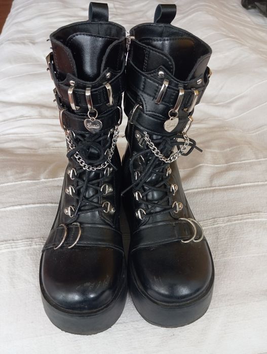 Дамски готик пънк ботуши