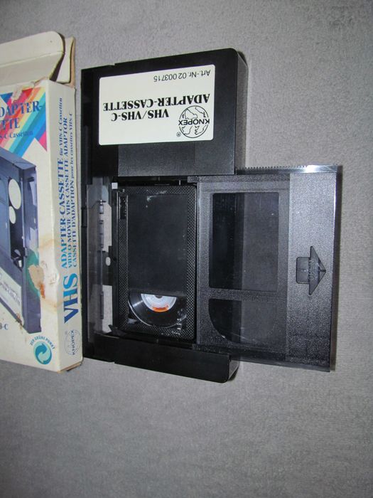 adaptor VHSc la VHS  obiecte de colectie,