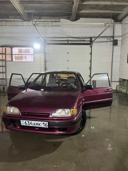 Продам машину ваз  2115