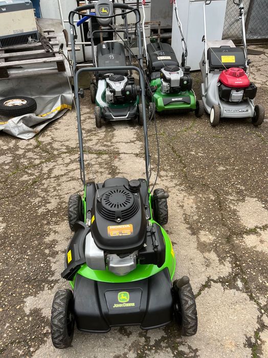 Самоходна моторна косачка JOHN DEERE 6.5 hp