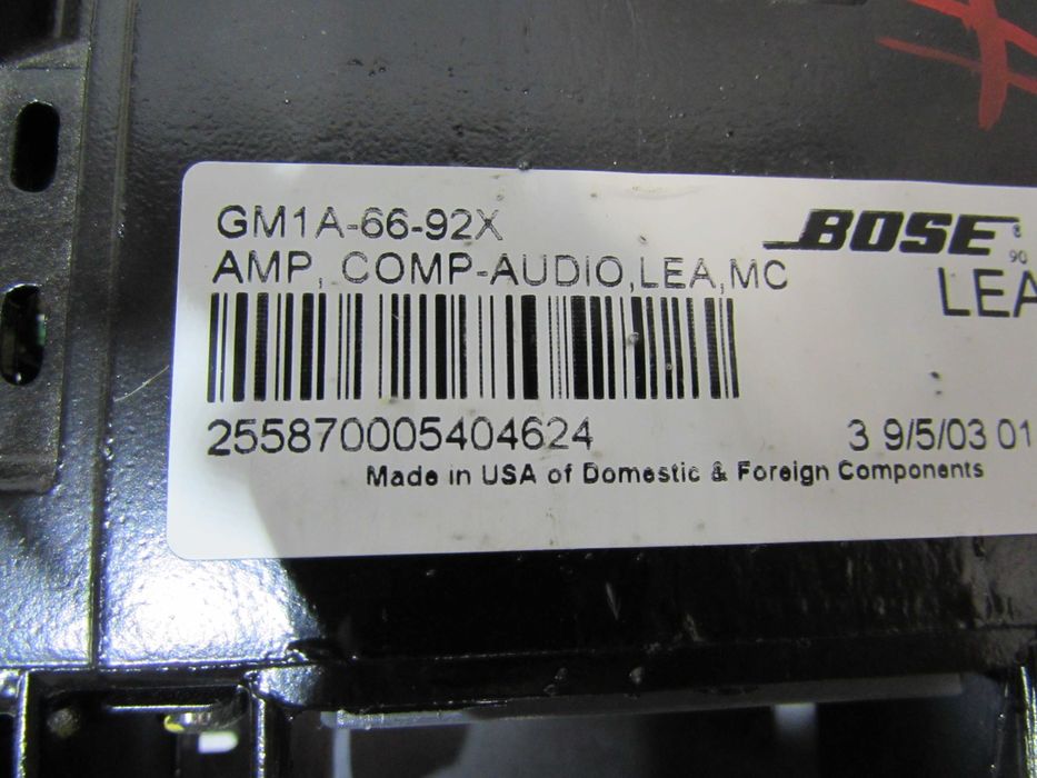 МАЗДА BOSE усилвател EG23 66 920A / GM1A-66-92X/F152 66 920A