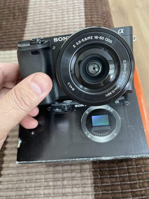 Sony a6400 c 16-50mm почти новый