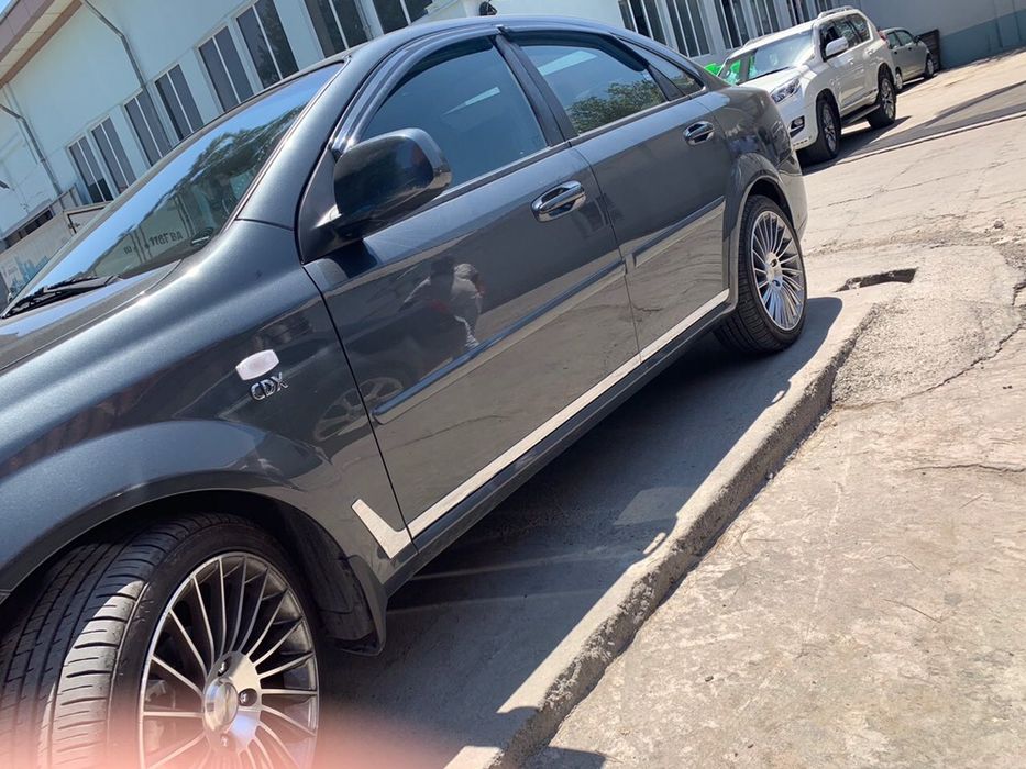 Gentra, lasetti ga parok nikel