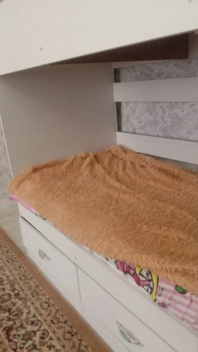 Детская кровать б/у