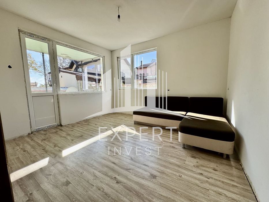 Продава се Етаж от къща в Варна, Галата - 100 кв.м за 2150 €/кв.м - Снимка #2