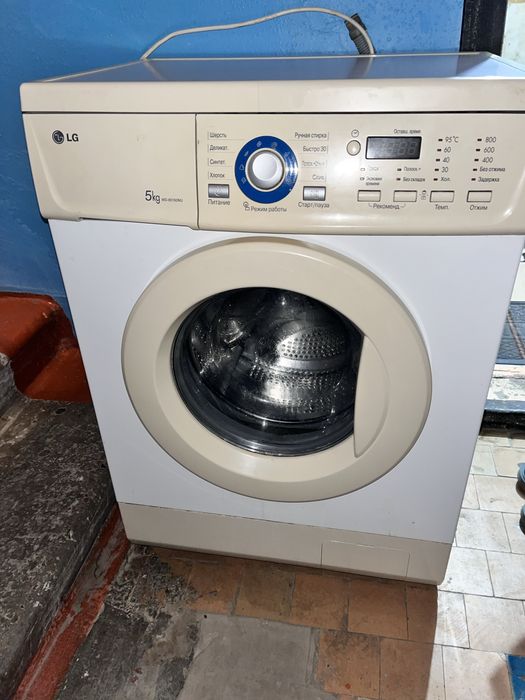 Продам стиральную машину