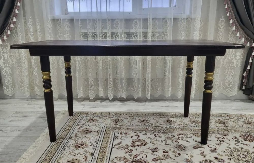 Продам кухонный стол 1,5х80