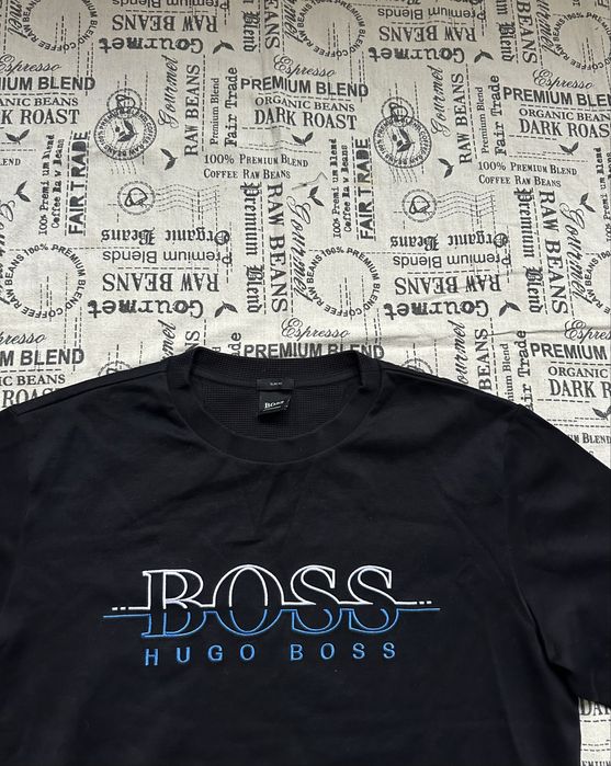HUGO BOSS original горнище.XL
