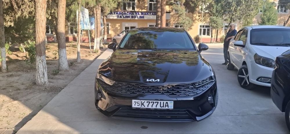 Kia K5 sotiladi holati alo darajada kraskasi tozza