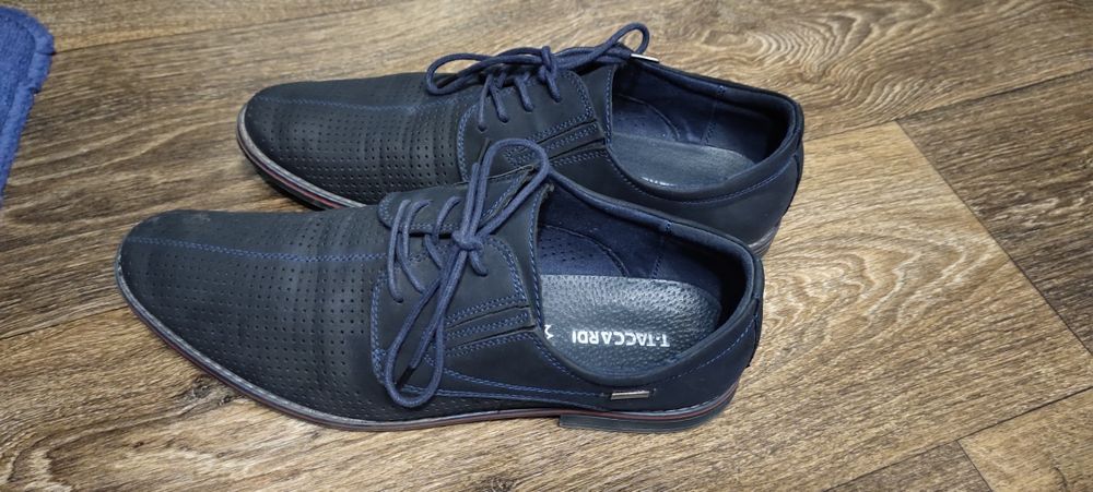 Продам мужские летние туфли