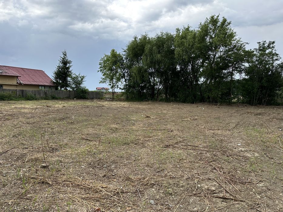 Teren Snagov cu deschidere la Lac sprafata 840m cu deschidere 24m