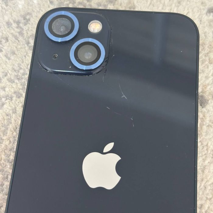 Айфон 13 сатылады