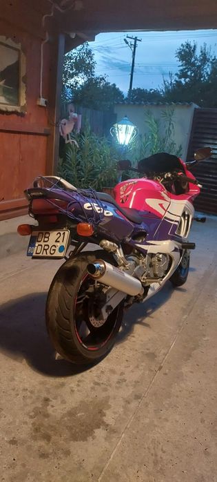 Honda CBR 600F 3