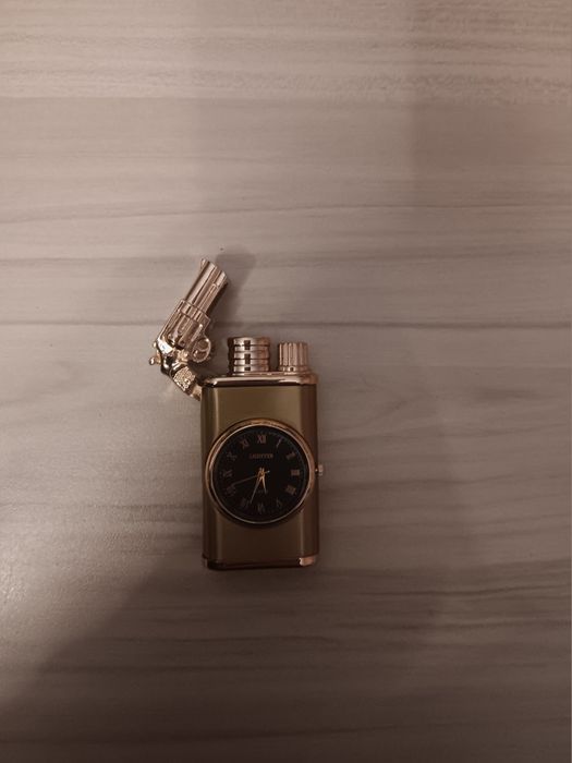 Запалки с часовник