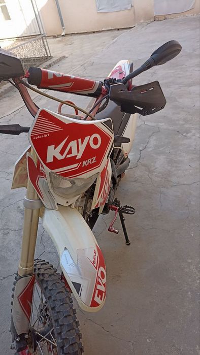 Срочно сотилади.