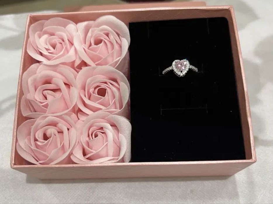 Cutie eleganta cadouri