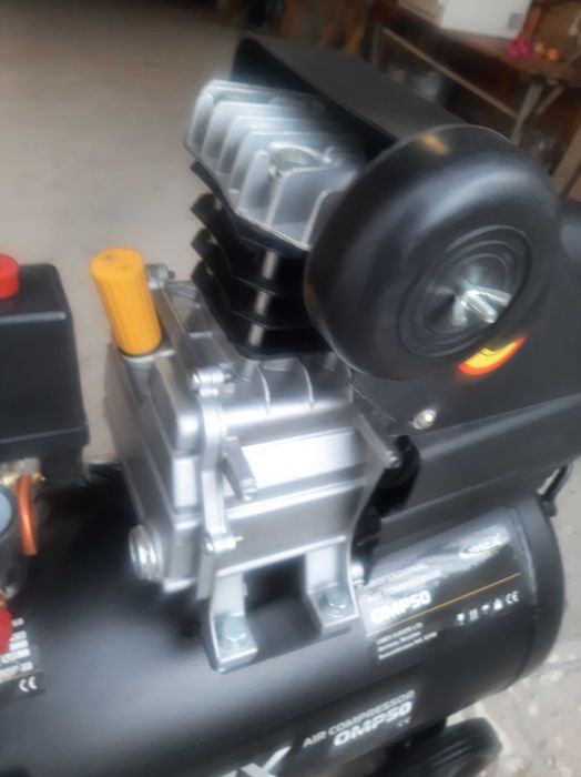 Електрически бутален компресор CIMEX model:OMP50