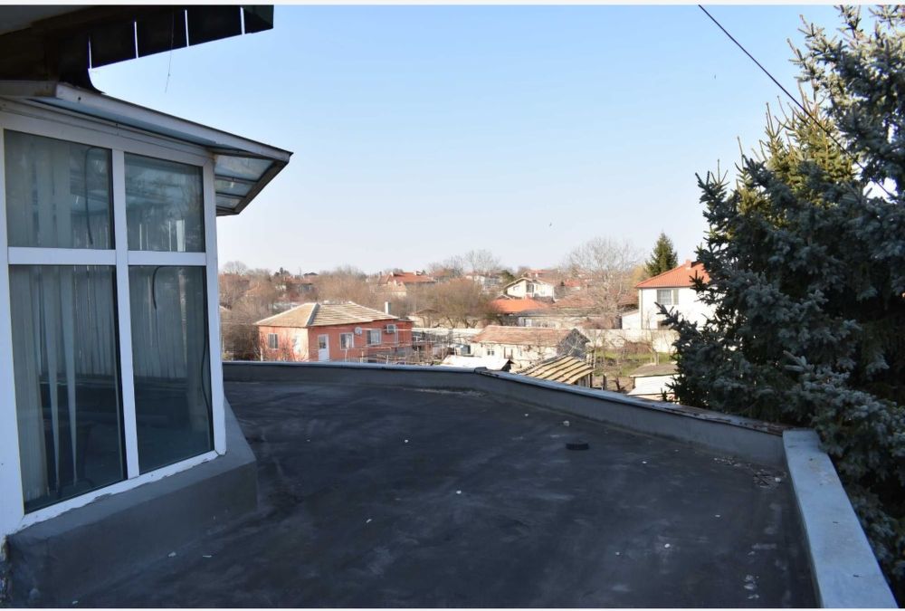 Собственик продава сграда в гр. Шабла - с потенциал за хотел