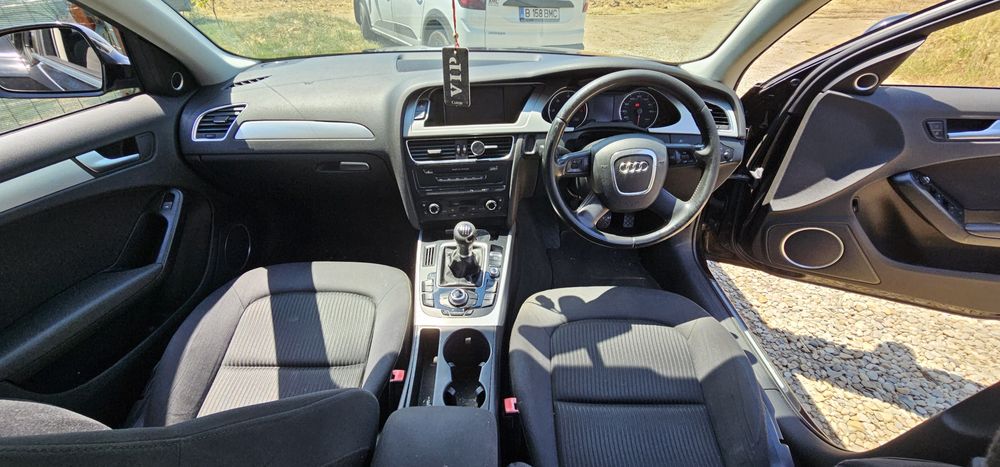 Dezmembrari Dezmembrez Audi A4 B8 2.0 TDI CAGA