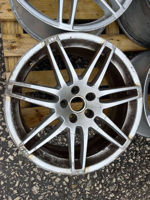 Алуминиеви джанти Audi A6 C6 8.5Jx19 ET48 5x112 4F0601025BA  ном 208