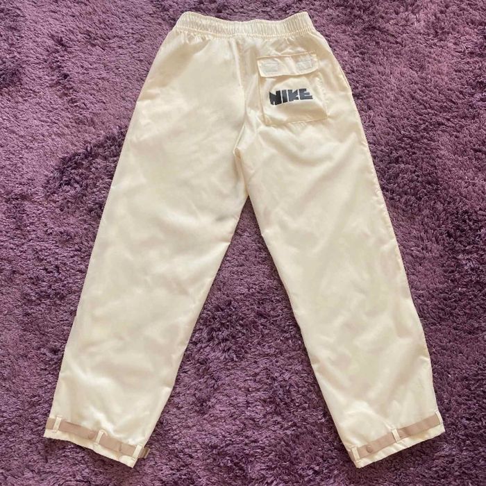 Нов карго Nike панталон, дамски