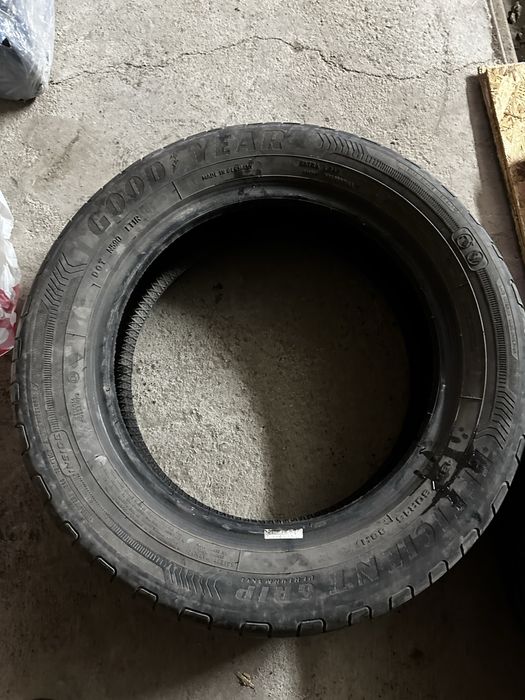 Продам летнию резину GOODEYAR 2 КОЛЕСА