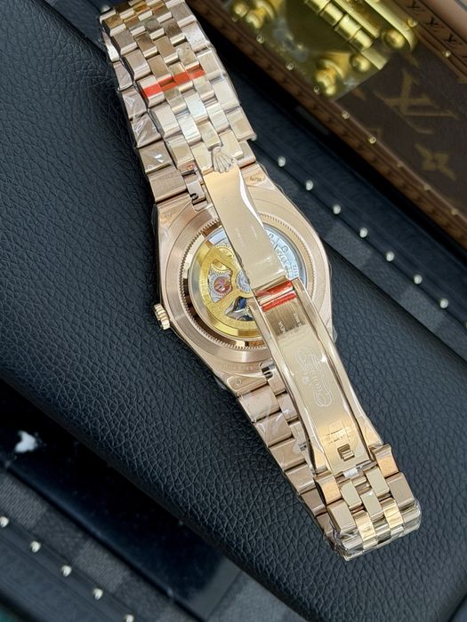 Rolex Land-Dweller Everose Gold  40mm
