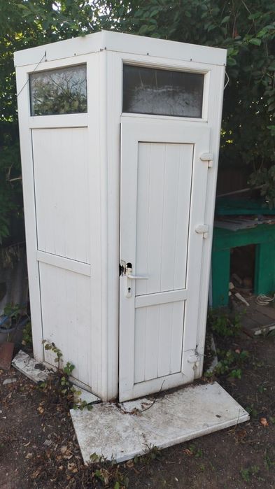 Продам пластиковый душ