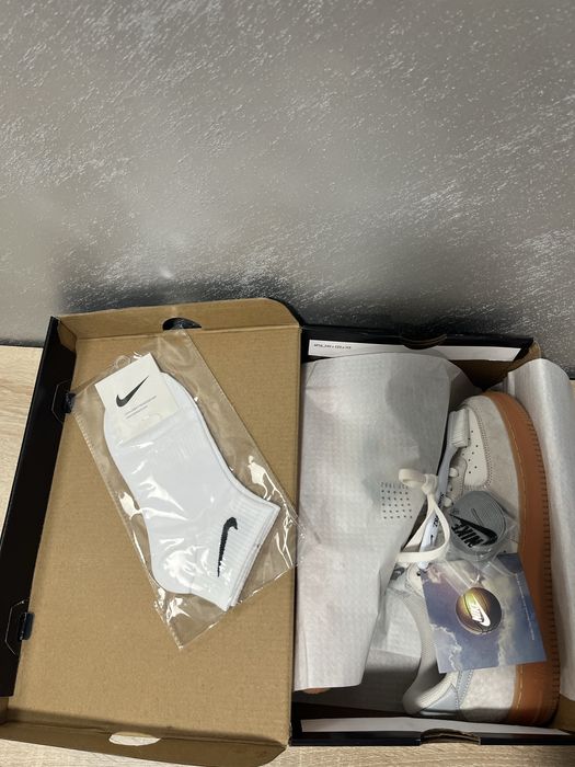 Обувки Nike Air Force 1 ‘07 LV8 - 42