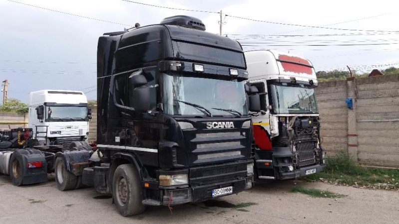 dezmembrez scania model r
