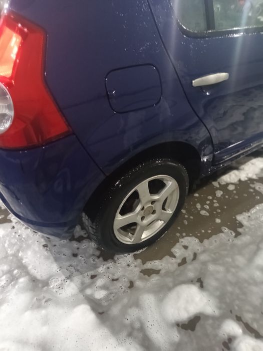 Vând sau schimb Dacia Sandero din 24,11.2009 1.4 benzina și gaz