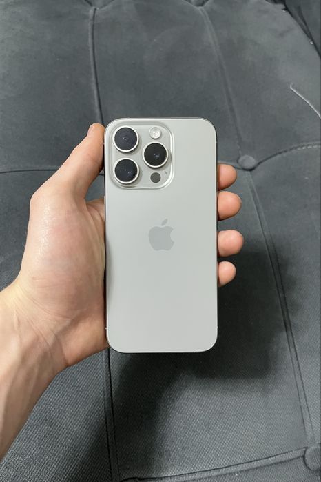 iphone 15 pro GB 256