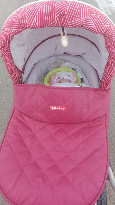 Продаем классическую коляску