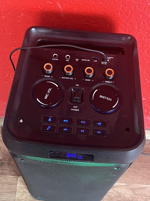 Boxa Akai  party speaker 250