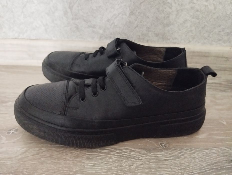 Мужские кожаные туфли