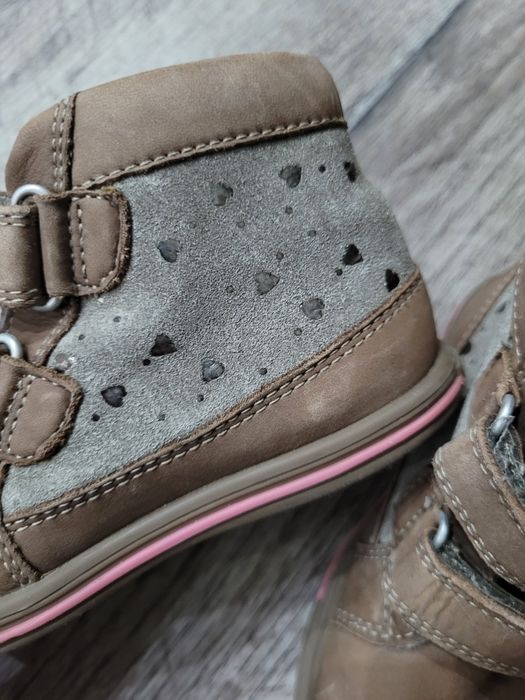 Фирменые ботинки.Германия.23 р.