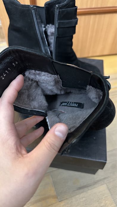 Продам зимние ботильоны