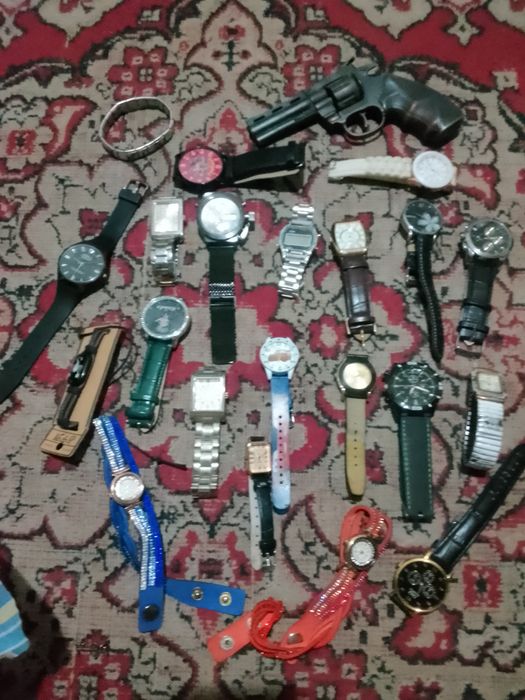 Продам бижутерию.