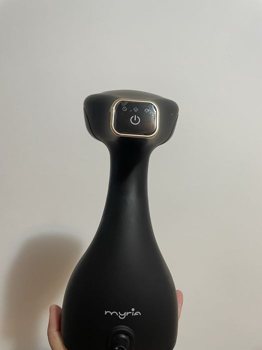 aparat de călcat vertical Myria