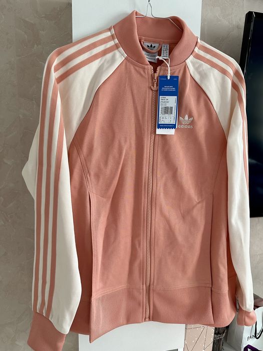 Bluza sport Adidas dama noua cu eticheta