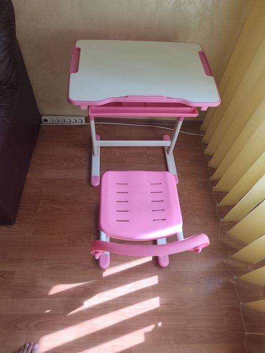 Set birou plus scaun pentru fetițe