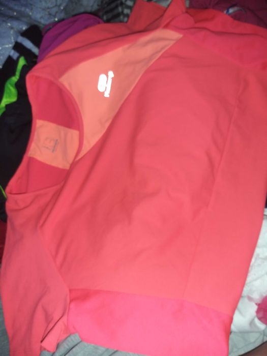 Дамски връхни дрехи