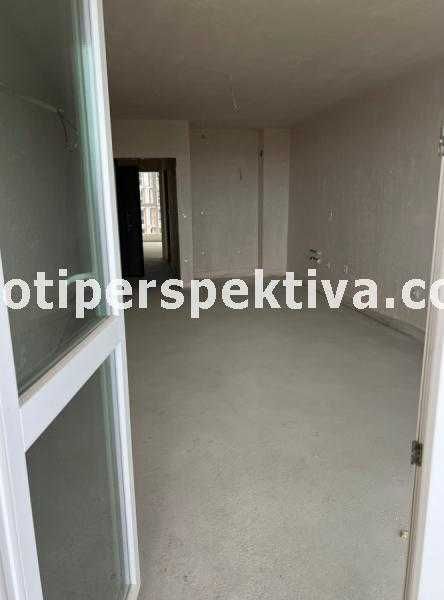 Продава се Двустаен апартамент в Пловдив, Кючук Париж - 74 кв.м за 1255 €/кв.м - Снимка #3