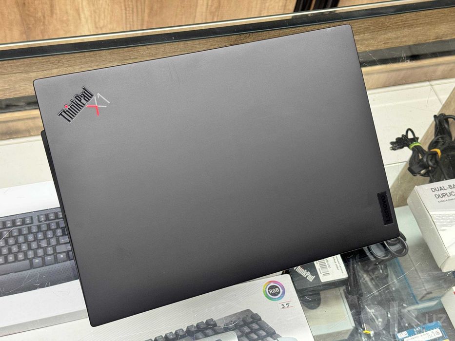 Lenovo ThinkPad X1 Gen 9 Core i5-1145G7 ram 8 ssd 256
