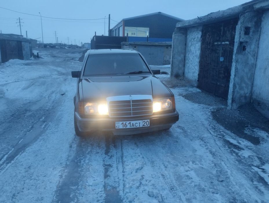 Продам обмен мерс 124