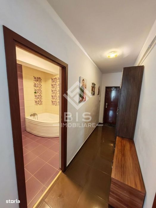 Apartament spațios cu 3 camere, 2 balcoane -  Libertăți