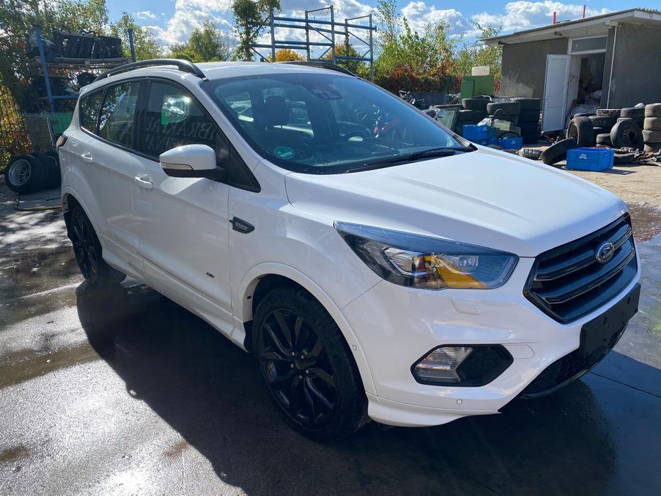 Dezmembrez Ford kuga E6 4X4 , 180 cai cod motor DW10F